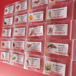 Osta täältä Kit 20 Lajiketta maailman tulisimpia chilejä